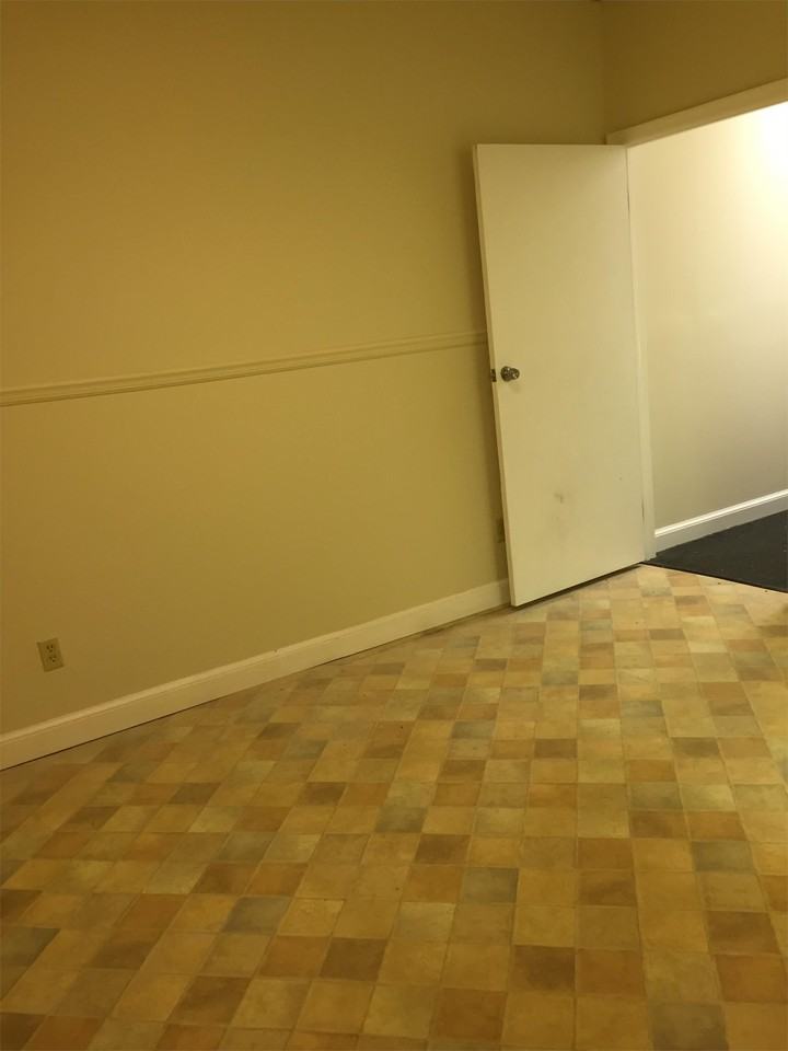 21722 Great Mills Road #B - Photo 4 of 17