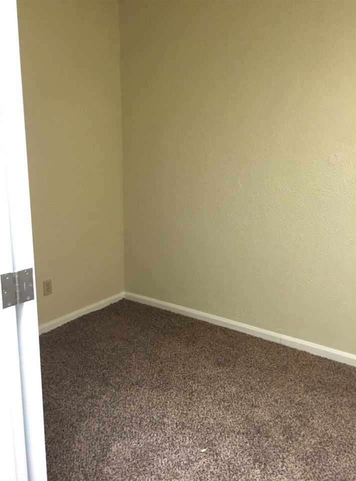 21722 Great Mills Road #B - Photo 7 of 17