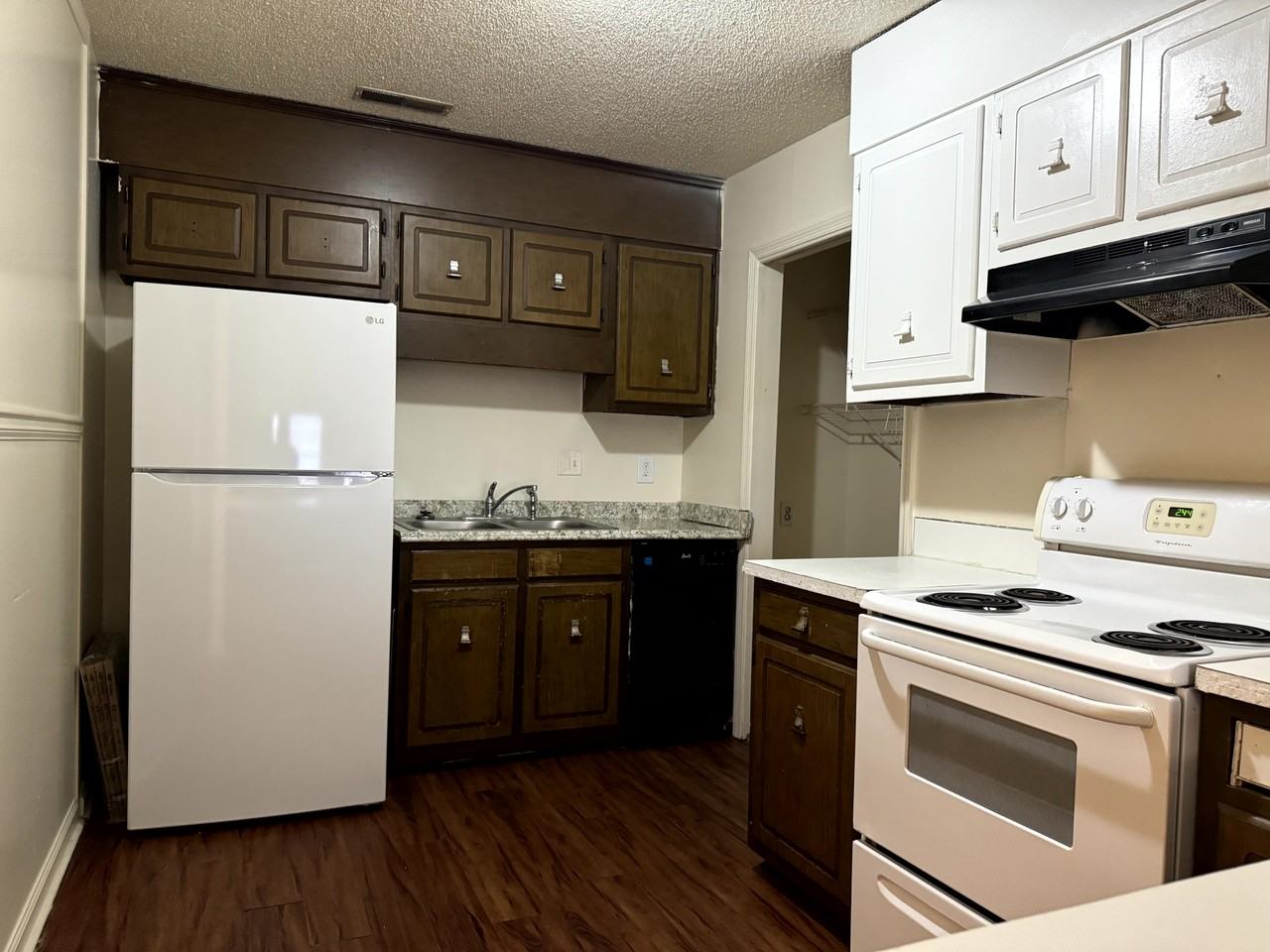 2150 Spoleto Lane #1 - Photo 2 of 9