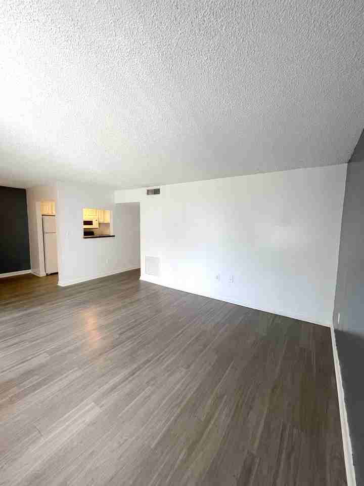 2565 N Alafaya Trl #1 - Photo 2 of 17