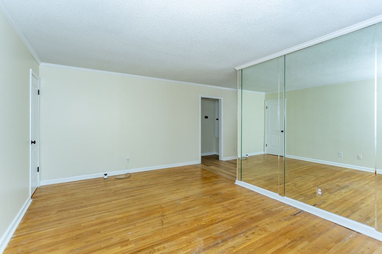 2053 Montreat Circle #2053B - Photo 3 of 22