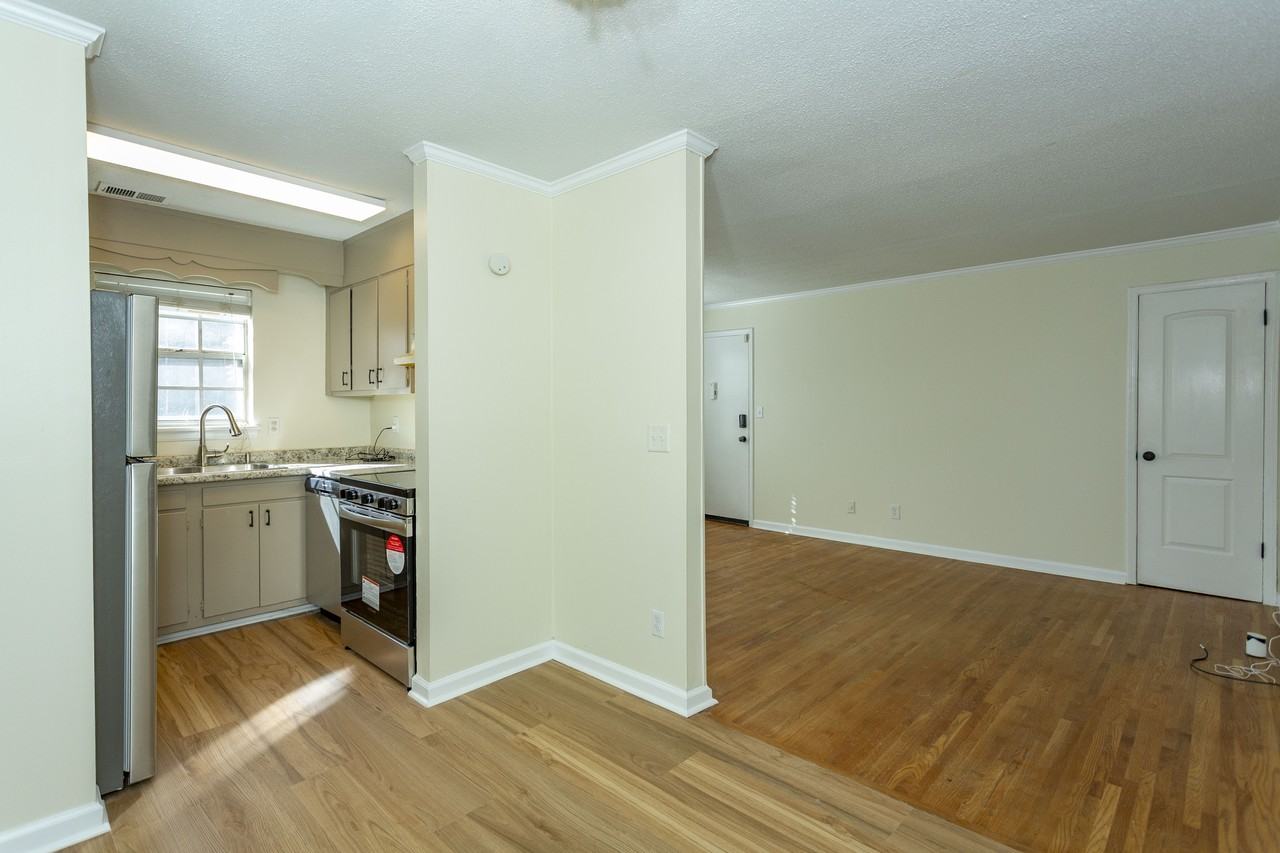 2053 Montreat Circle #2053B - Photo 6 of 22