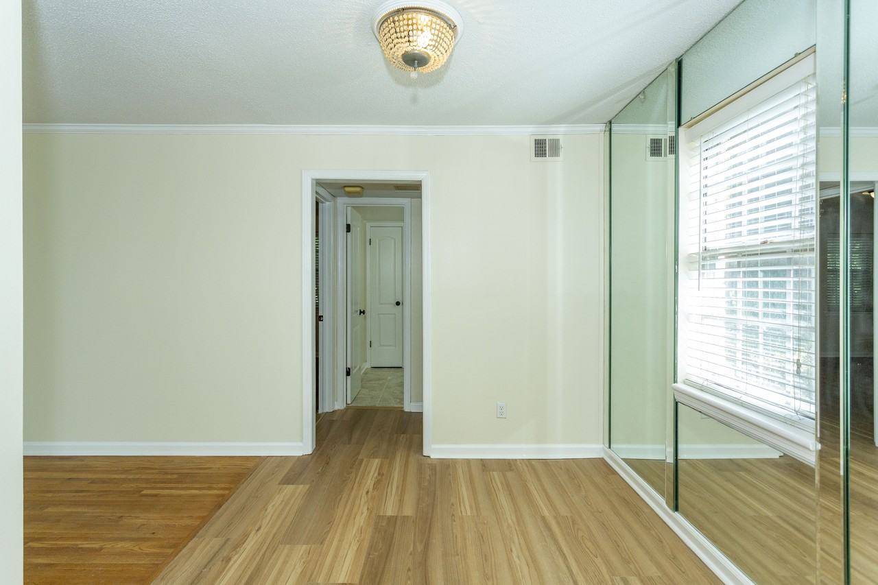 2053 Montreat Circle #2053B - Photo 7 of 22