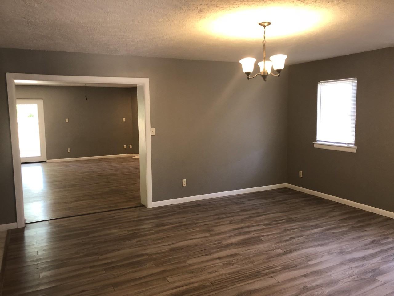 1927 Beverly Hills Street #1 - Photo 4 of 15