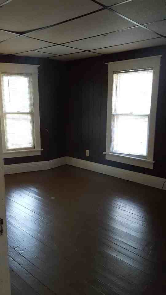 1122 Wellington Street - Photo 6 of 14