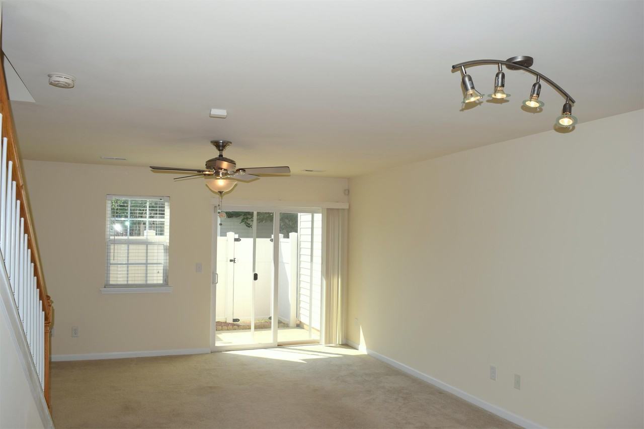 1413 Killashee Court #1 - Photo 5 of 15