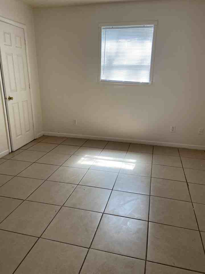 619 Vallotton Drive #C1 - Photo 3 of 4