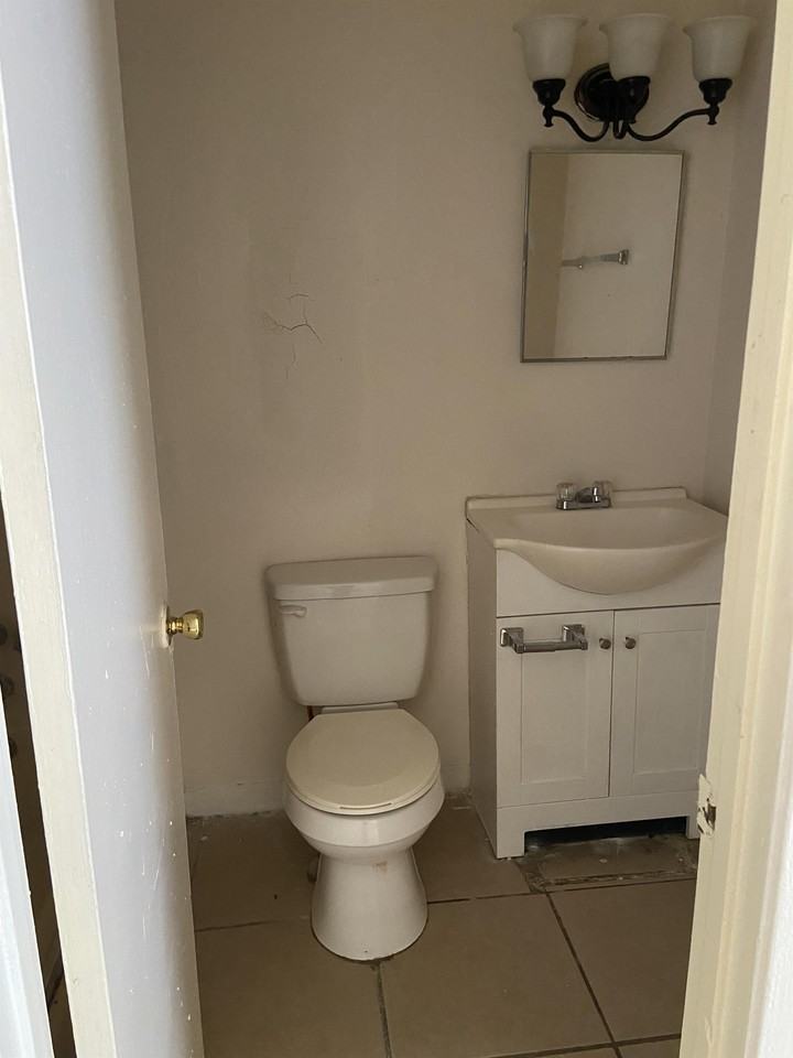 619 Vallotton Drive #C1 - Photo 4 of 4