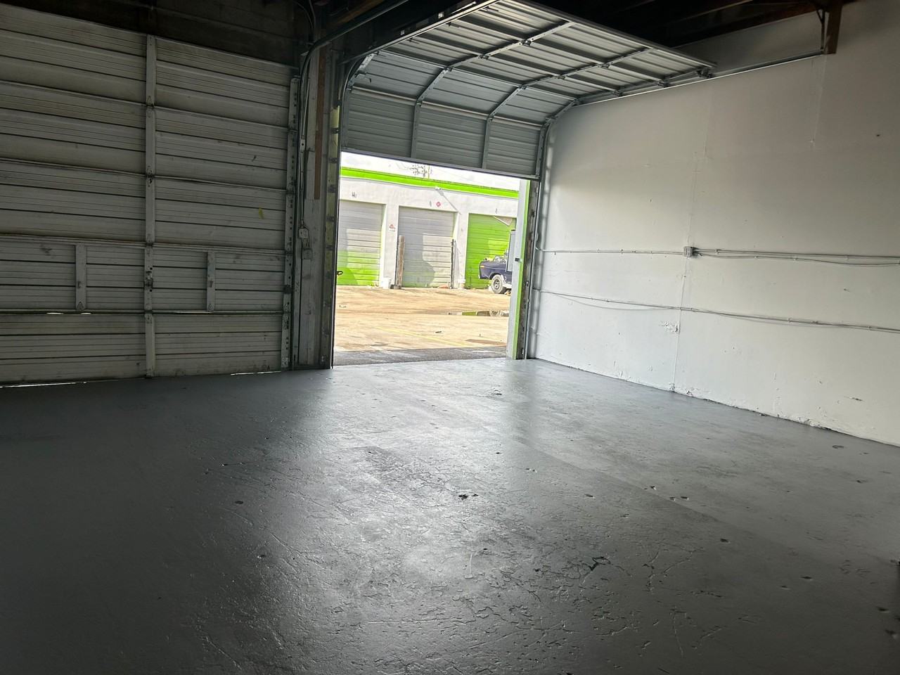 821 821 NW 45th St - S & T #ST