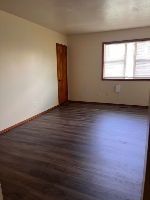 243 Miriam Dr #B - Photo 2 of 6