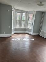 featured image of 34 College Street #2