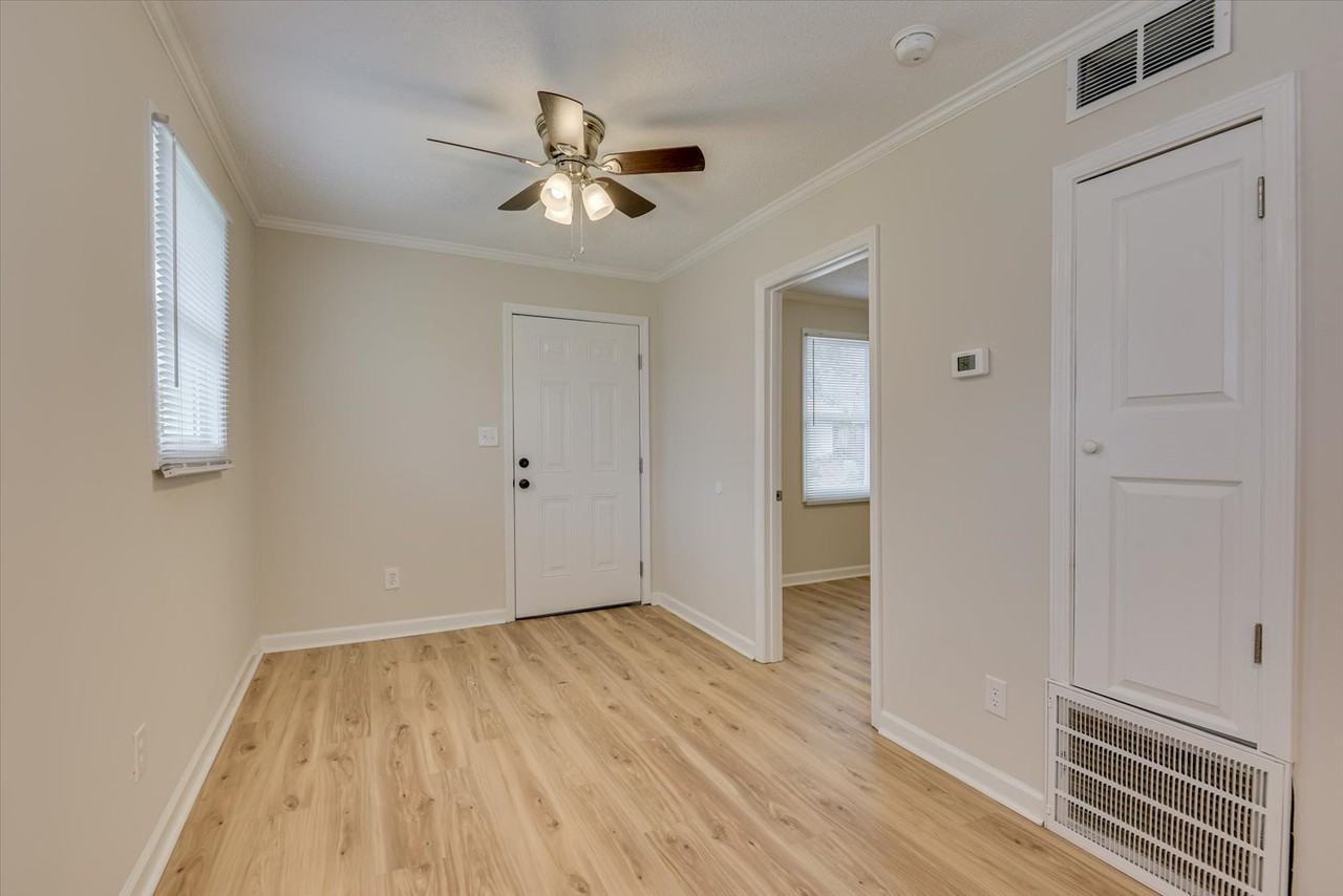 28 Curry Street #1 - Photo 5 of 18