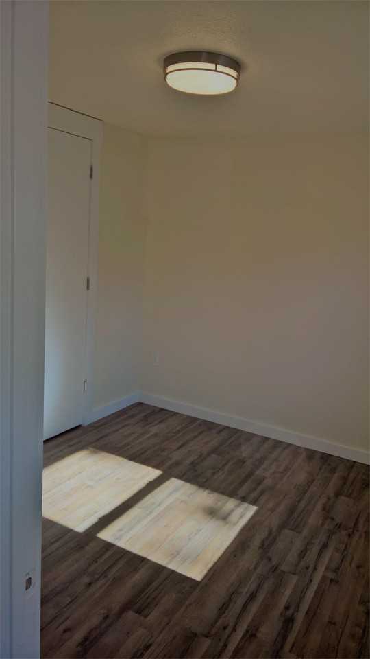 4550 Lakeshore Blvd #3 - Photo 4 of 15