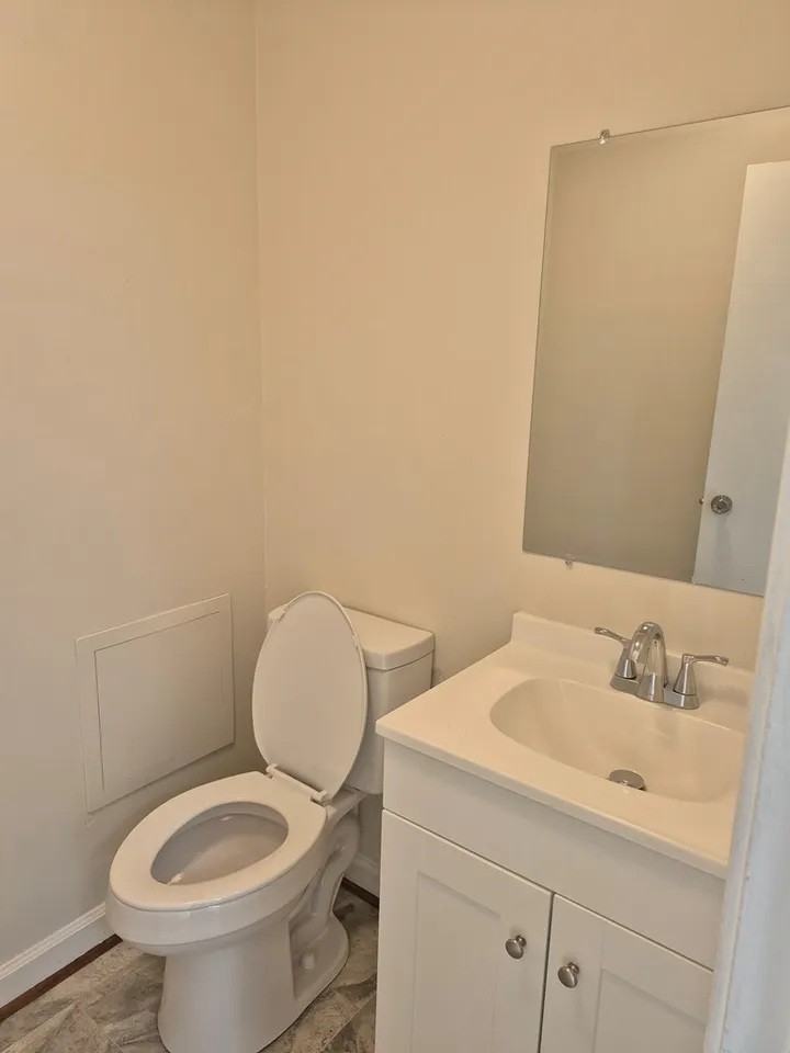 109 Ashcroft Dr #1 - Photo 5 of 9