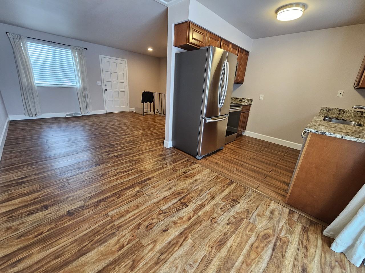 3654 West 90th Place - Photo 4 of 17