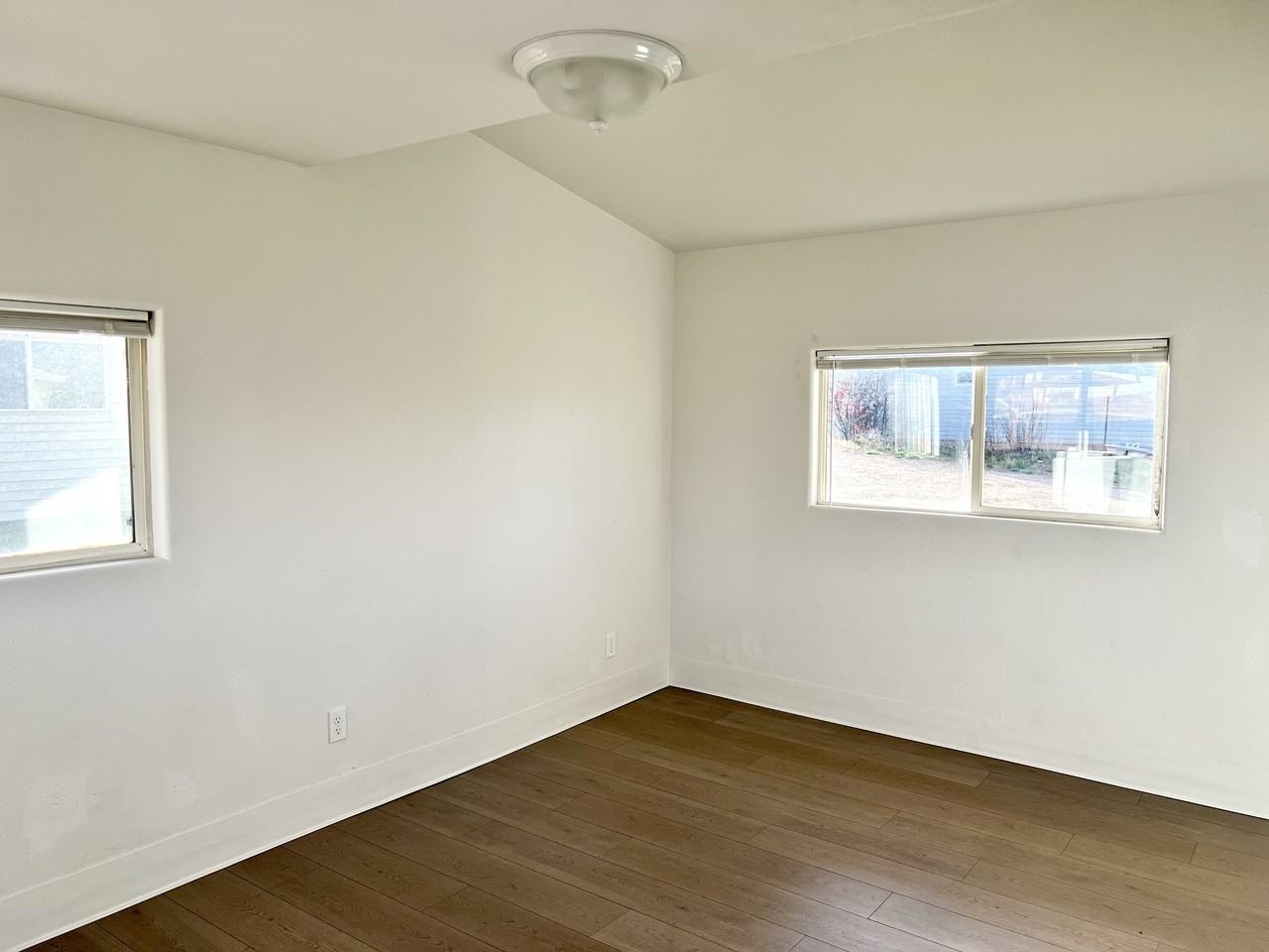 272 East 200 South #1 - Photo 3 of 12