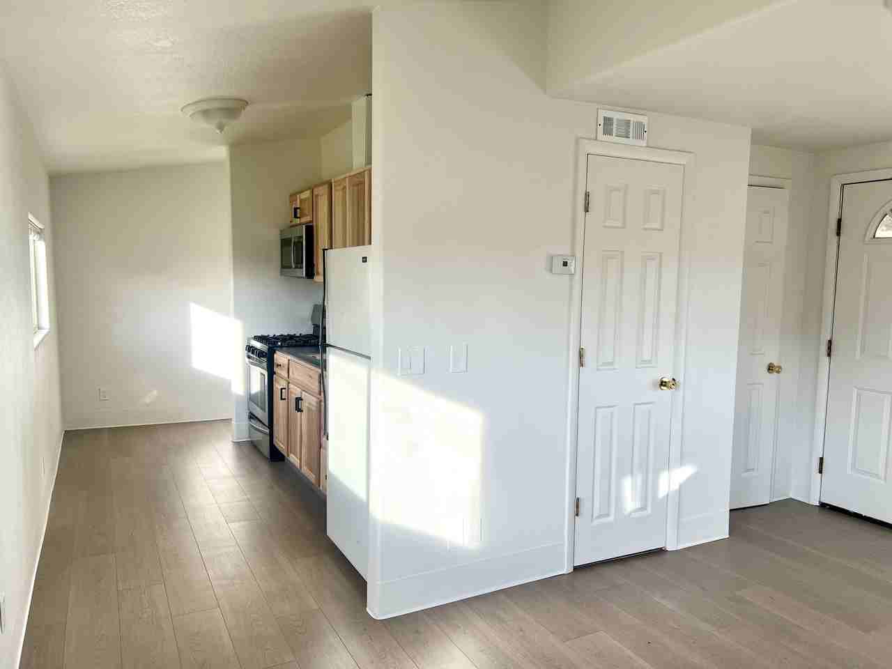 272 East 200 South #1 - Photo 5 of 12