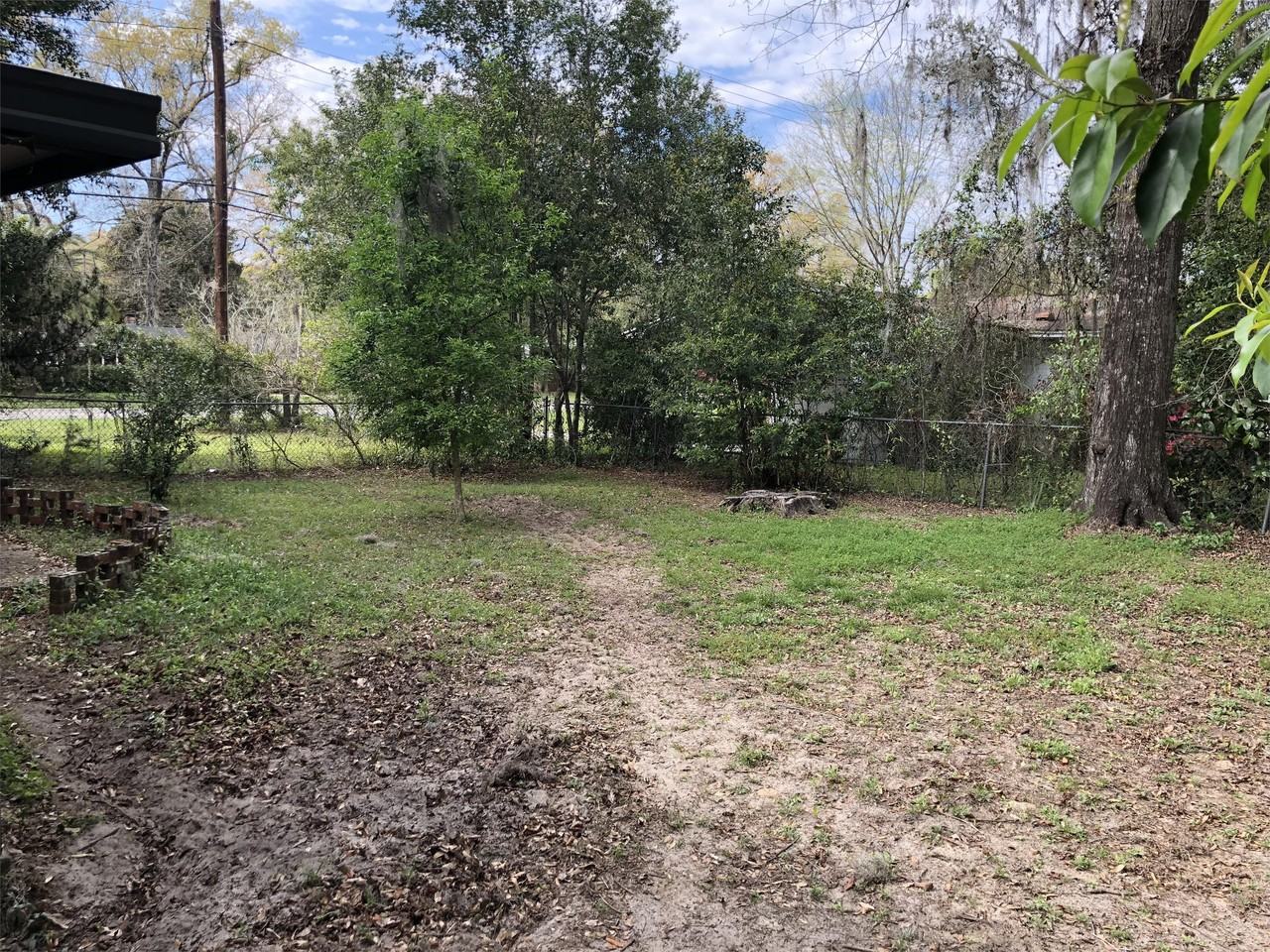 505 Northwest 34th Street #1 - Photo 4 of 25