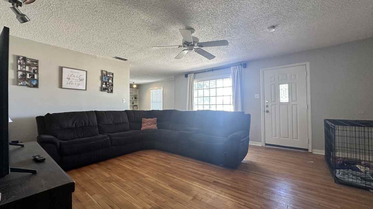 3319 26th St #1 - Photo 4 of 18