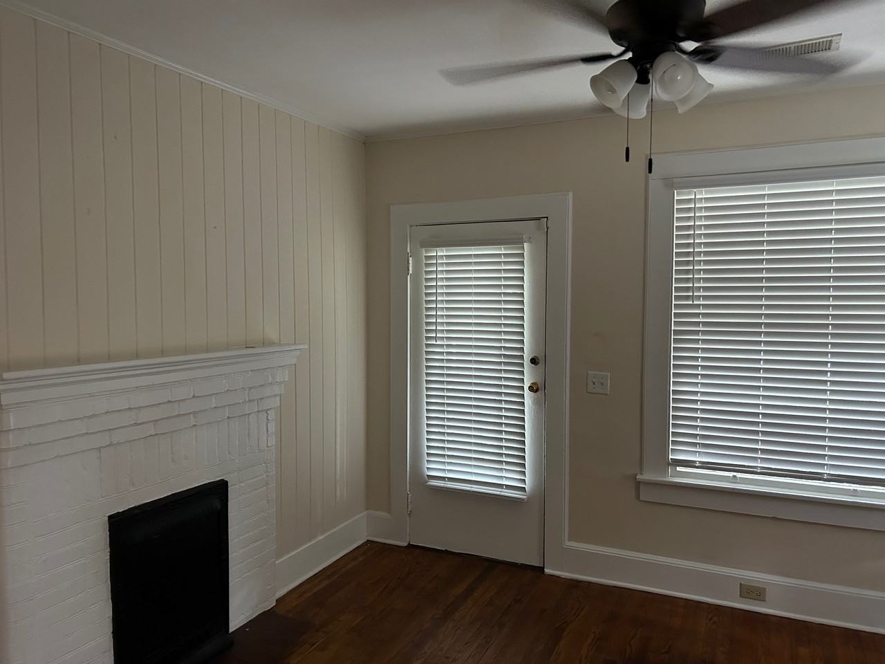 2411 Preston St #1 - Photo 5 of 22