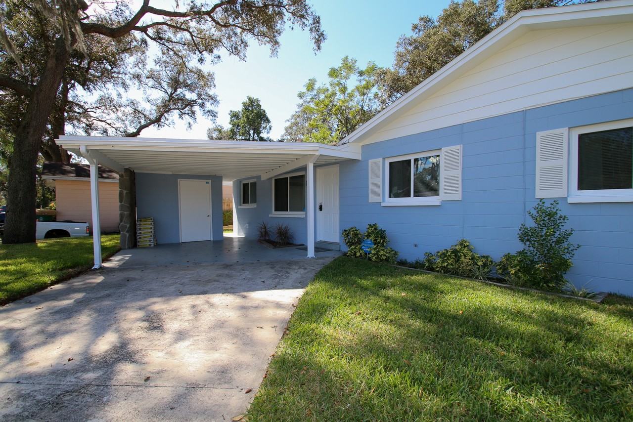 10926 North 29th Street #1 - Photo 5 of 38