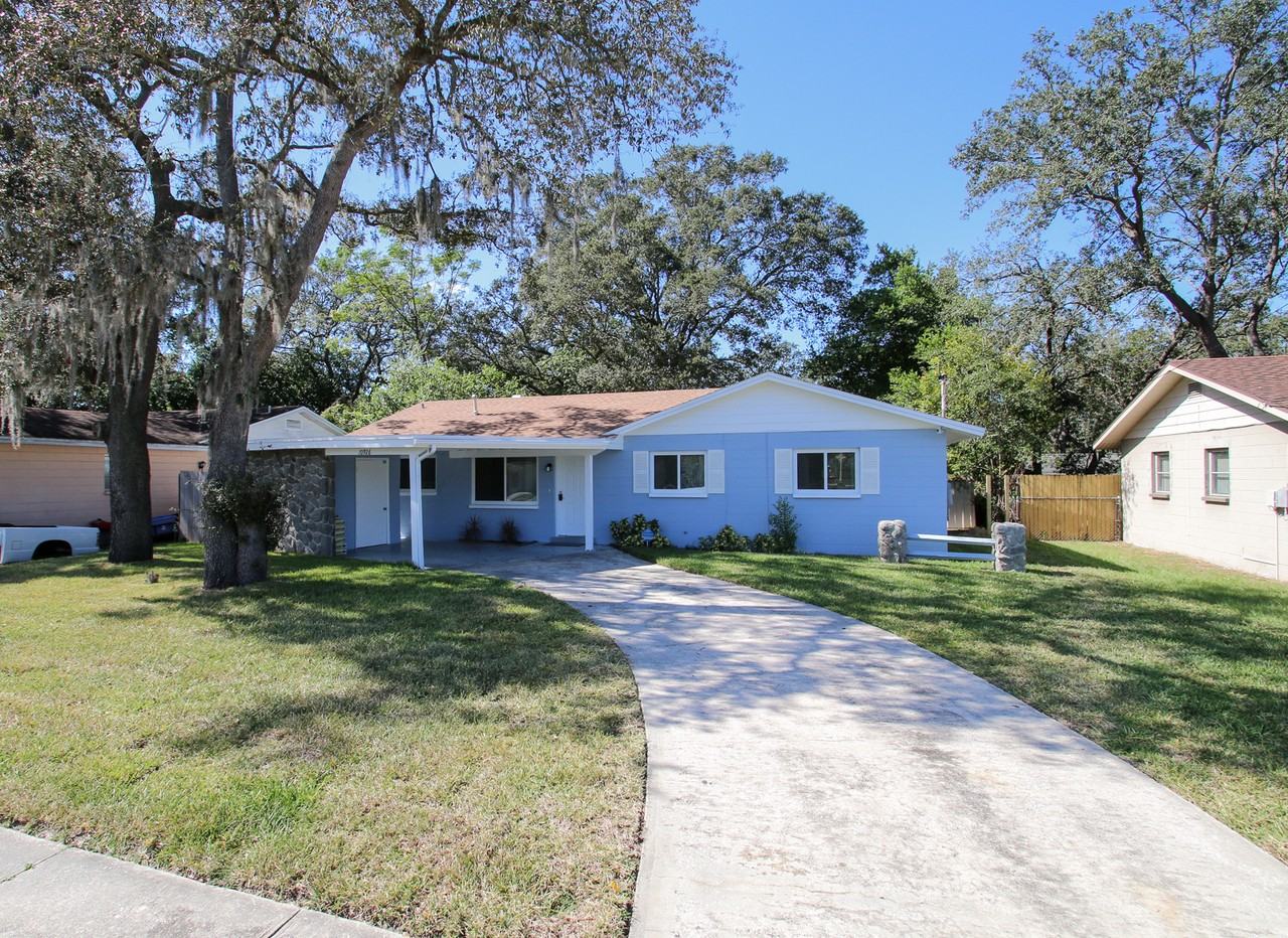 10926 North 29th Street #1 - Photo 7 of 38