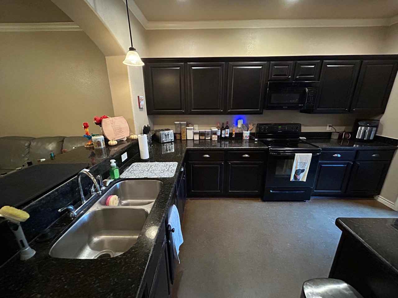 3332 Travis Cole Ave #1 - Photo 5 of 17