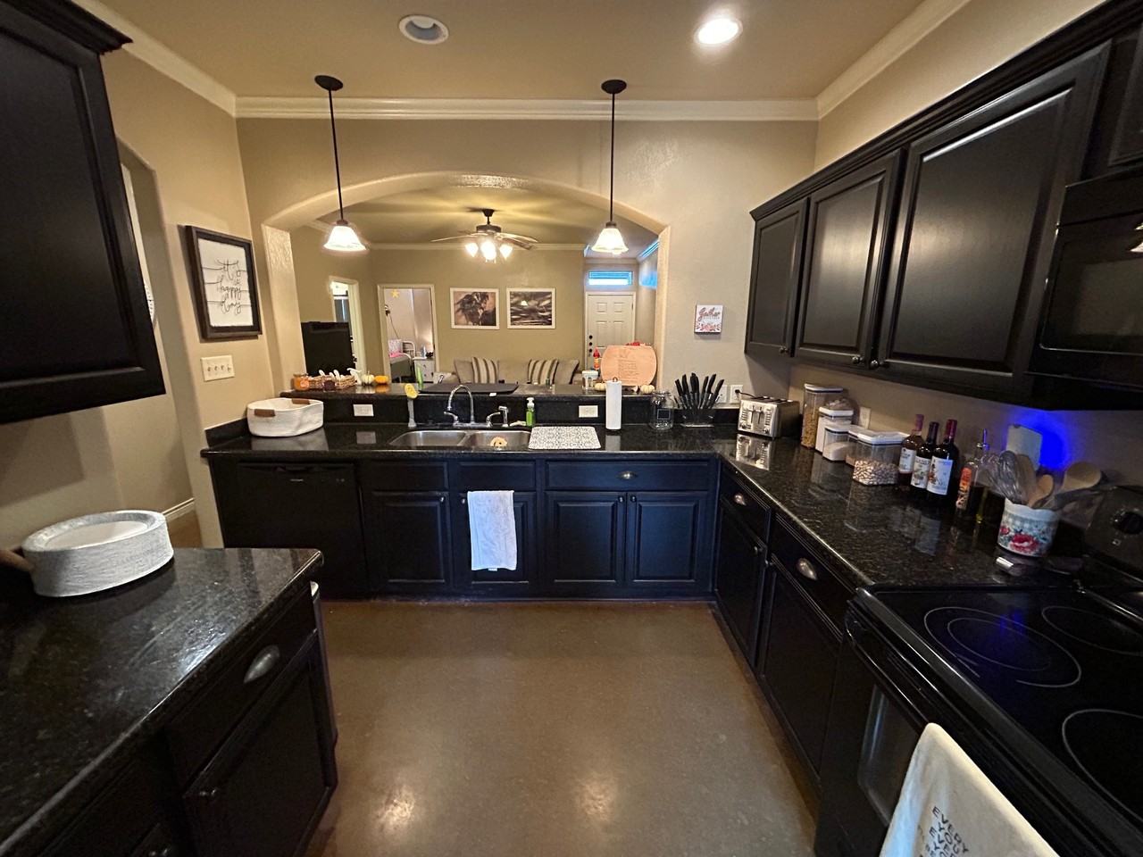 3332 Travis Cole Ave #1 - Photo 6 of 17