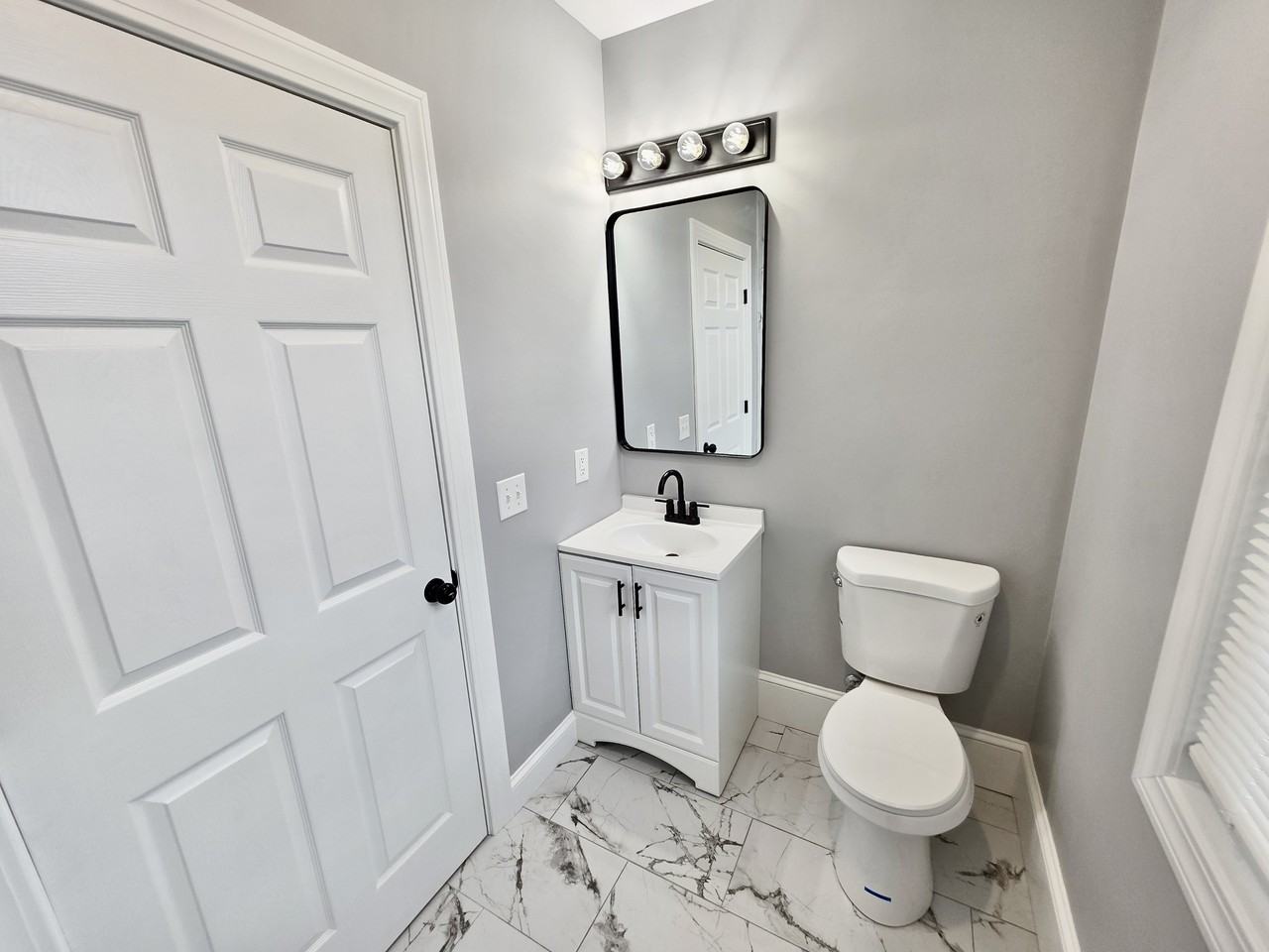 73 Vernon St #2 - Photo 6 of 16