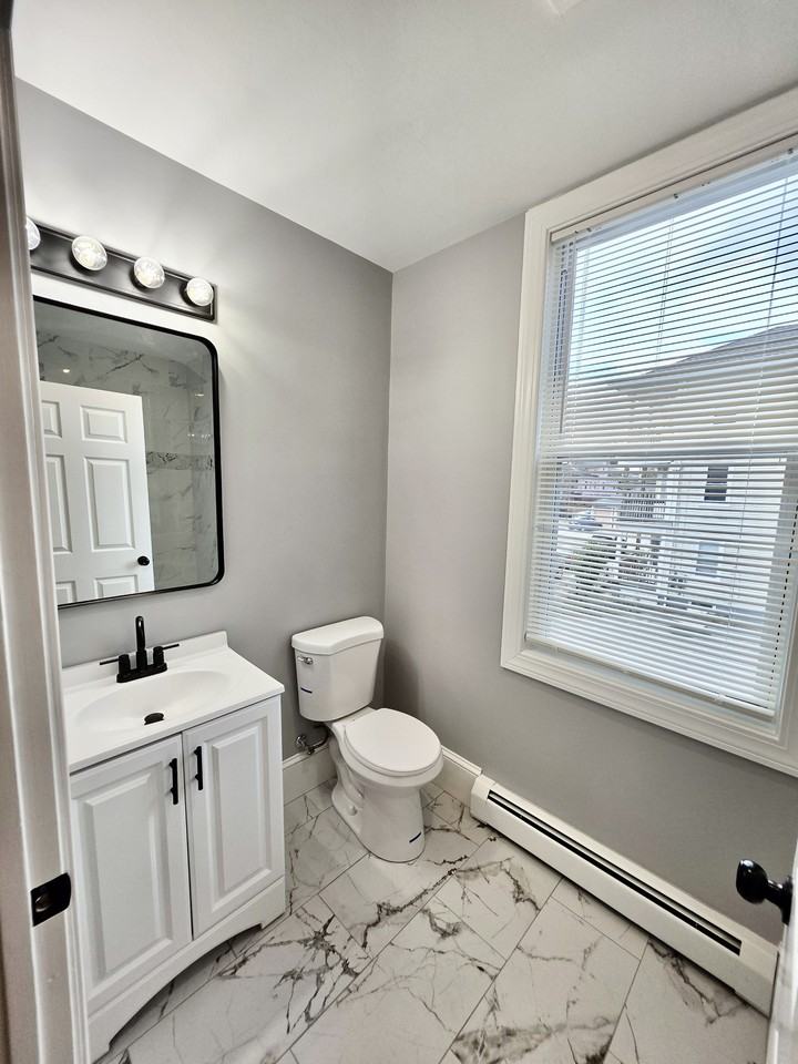 73 Vernon St #2 - Photo 7 of 16