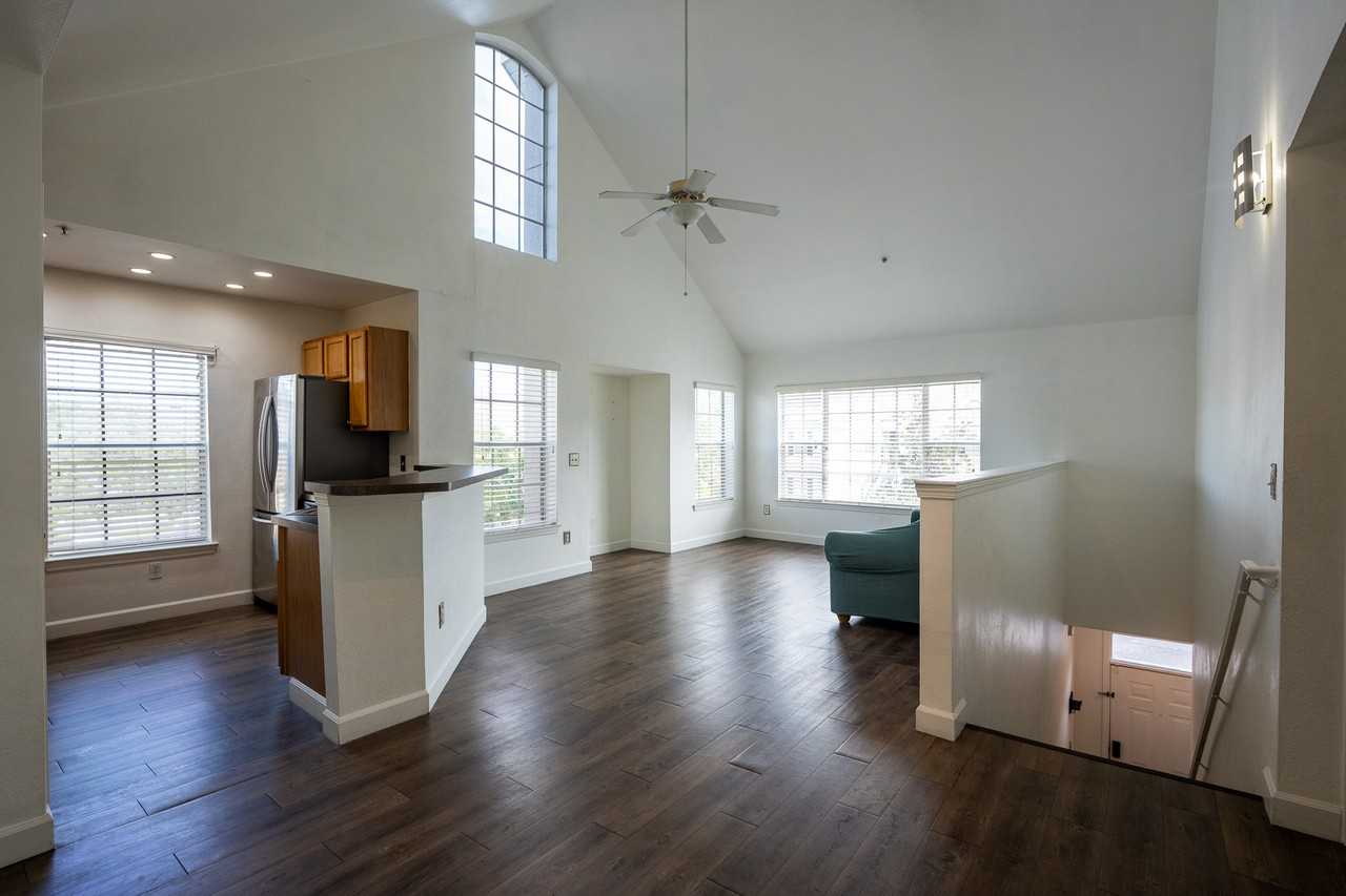 8973 Lee Vista Blvd #1 - Photo 2 of 34