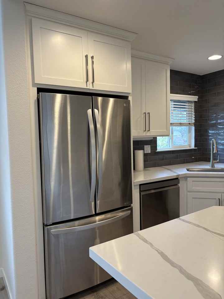 4023 Bluff View Way #1 - Photo 5 of 33