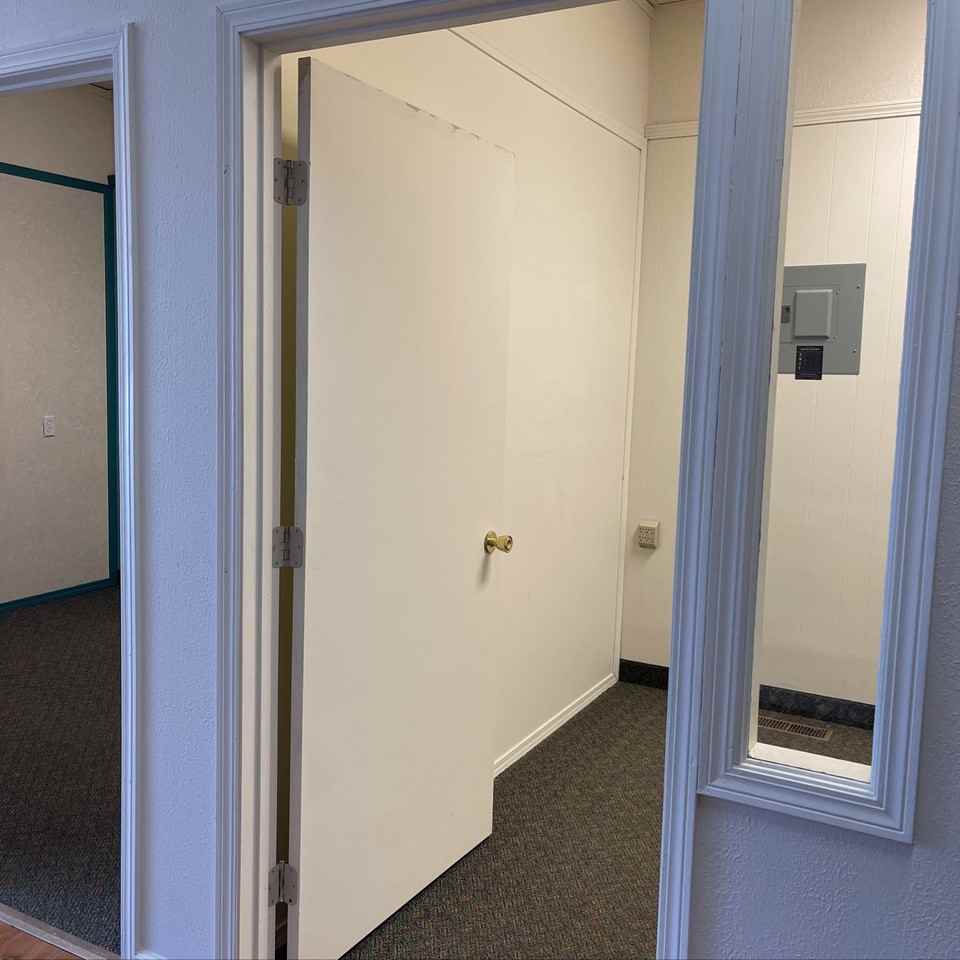 108 N 5th St #1 - Photo 5 of 11