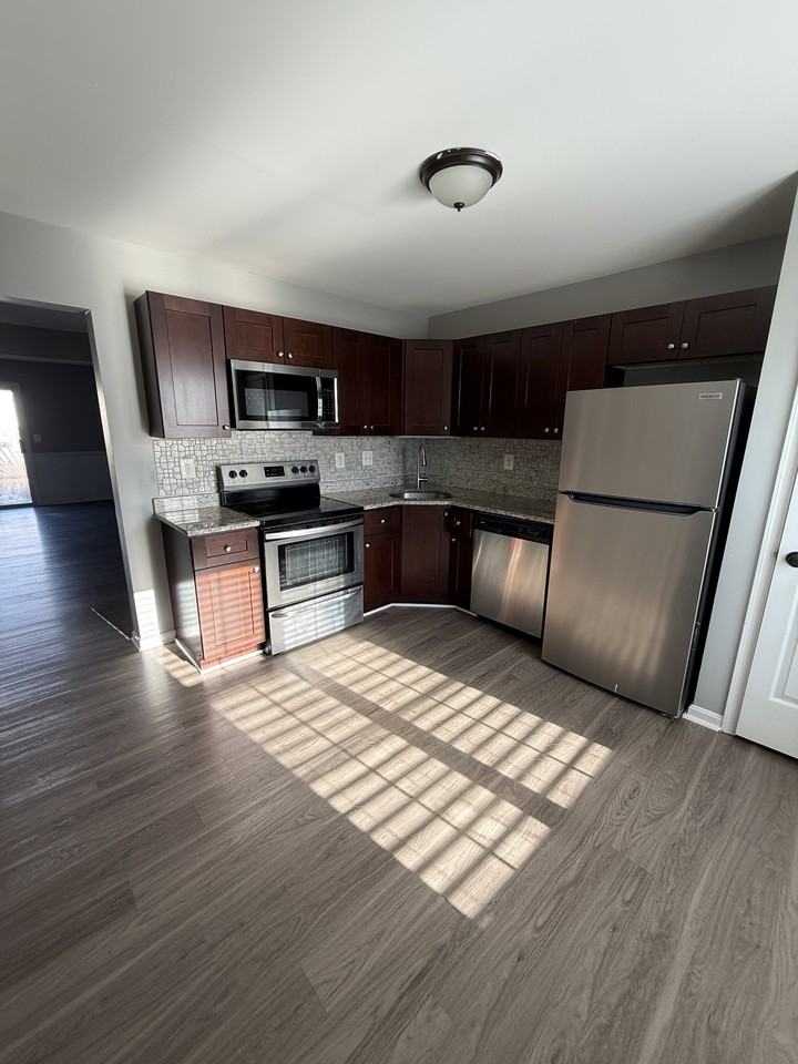 1027 Pirates Court #1 - Photo 2 of 27