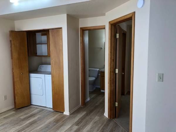 2008 Northeast Patterson Circle - Photo 5 of 20