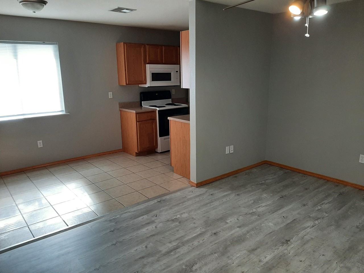 139 South Husband Street #5 - Photo 2 of 6