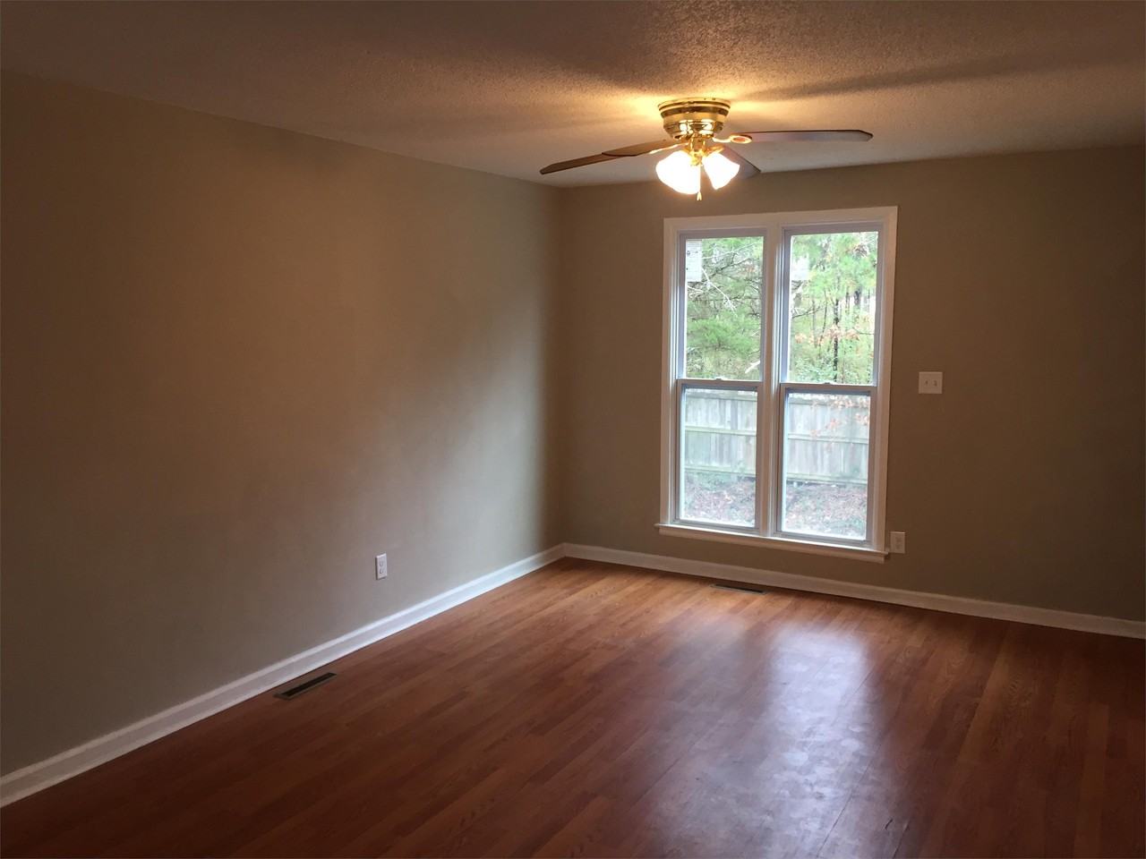 205 Camp Sunrise Nw Apt C #C - Photo 3 of 7