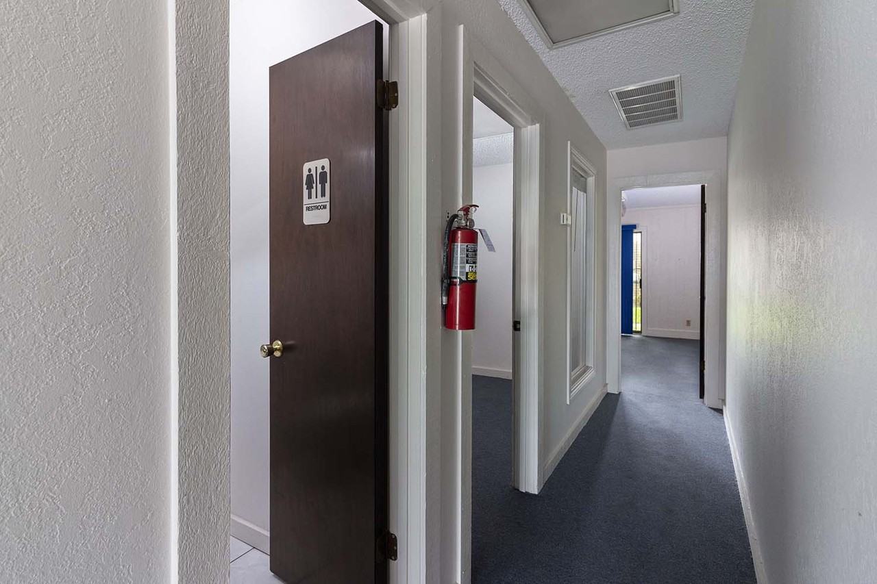 854 West Price Road #854WP - Photo 5 of 16