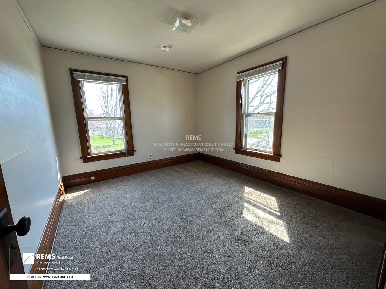 431 Clark Street #431UPPER - Photo 7 of 16