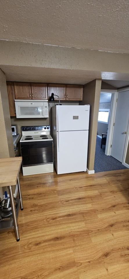 143 North Jackson Avenue #1 - Photo 7 of 17