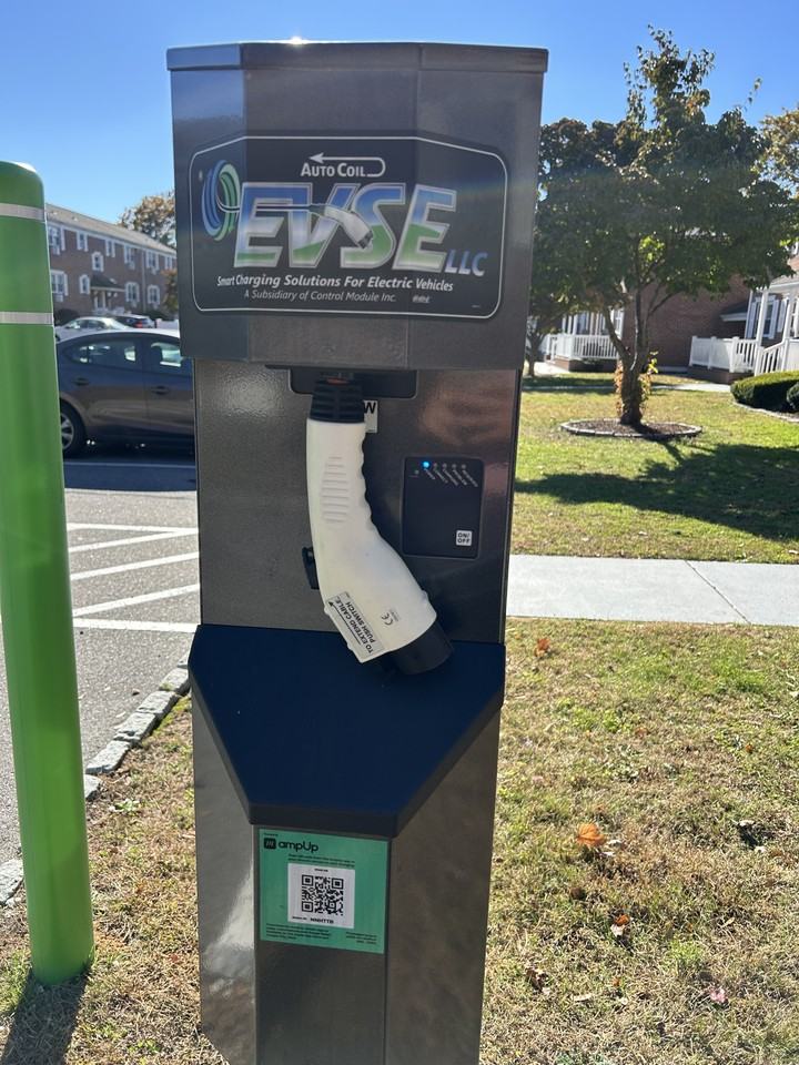 57 Salmon Brook Drive #70-057D - Photo 7 of 29