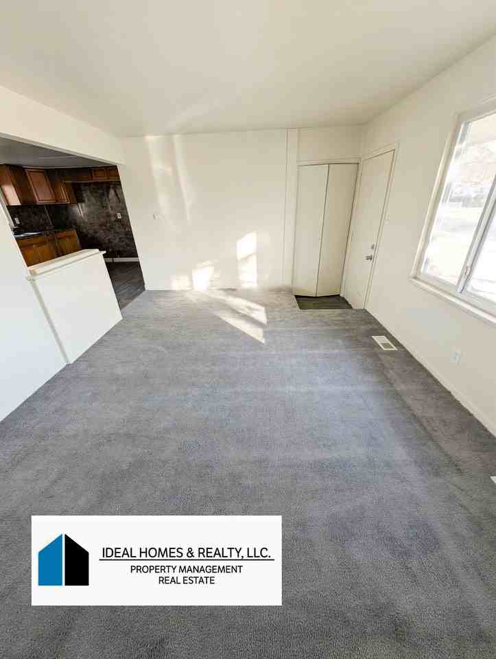 5487 Clubok Dr #5487 - Photo 3 of 7