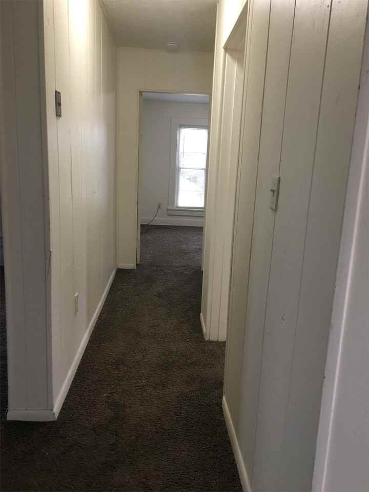 832 832 1/2 Rush Avenue, Bellefontaine, OH, United States - Photo 3 of 11