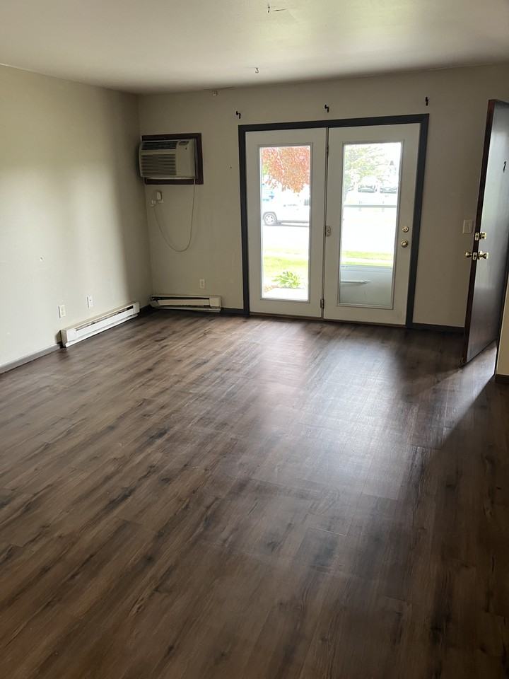 1100 19th Street #1100-2 - Photo 3 of 10