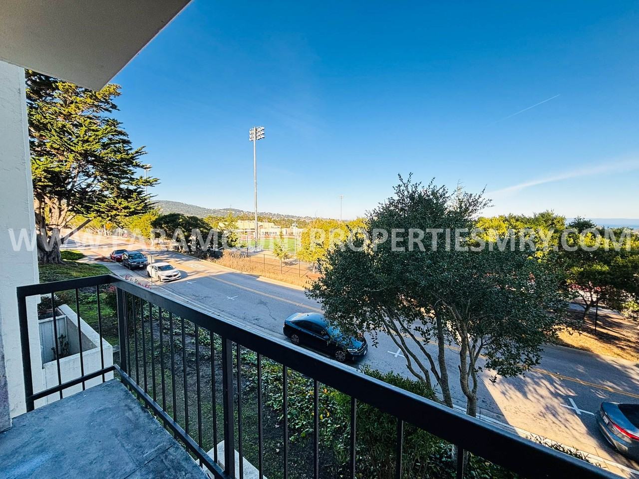 500 Glenwood Cir #528 - Photo 5 of 12