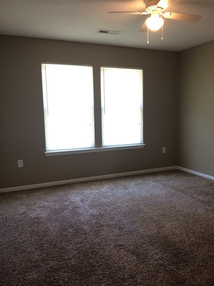 610A W Market St #2 - Photo 7 of 17