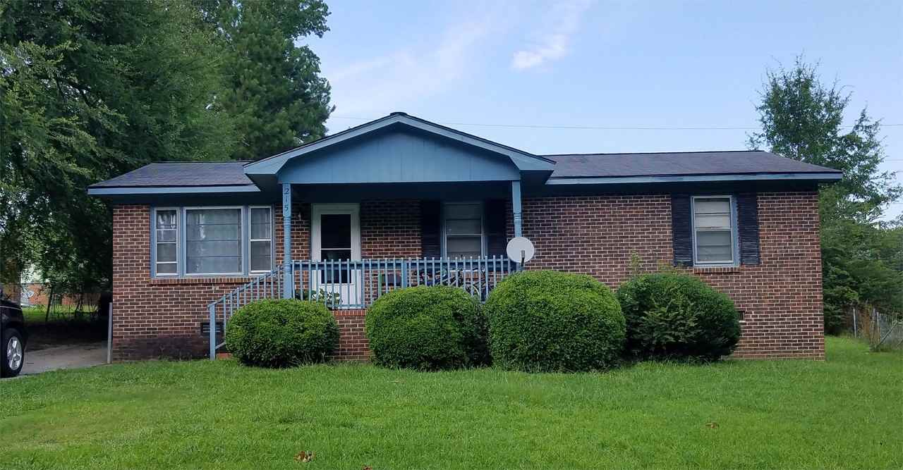 215 Ashcroft Drive #1 - Photo 3 of 13