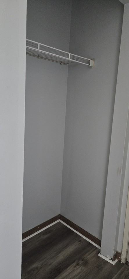 1036 Abbey Ct #3 - Photo 2 of 9