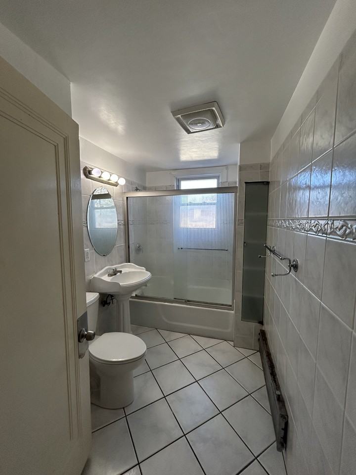 5 Kensington Road #2 - Photo 5 of 19