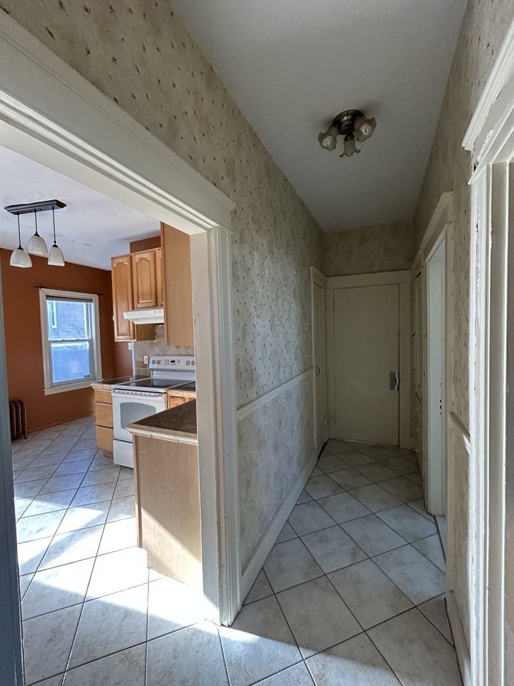 5 Kensington Road #2 - Photo 6 of 19